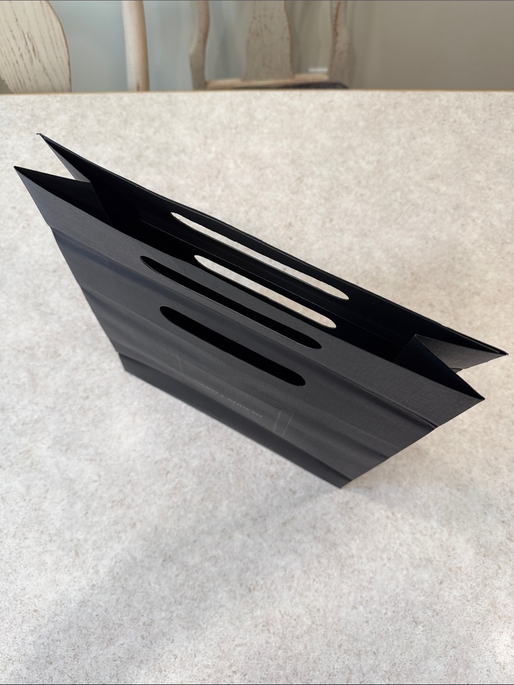 BNWOT SAINT LAURENT EMPTY PAPER SHOPPING BAG WITH MATCHING ENVELOPE FOR A CARD - Picture 4 of 7